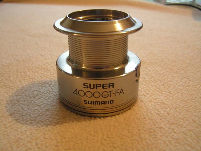 Shimano Super 4000GT-FA -varapuola